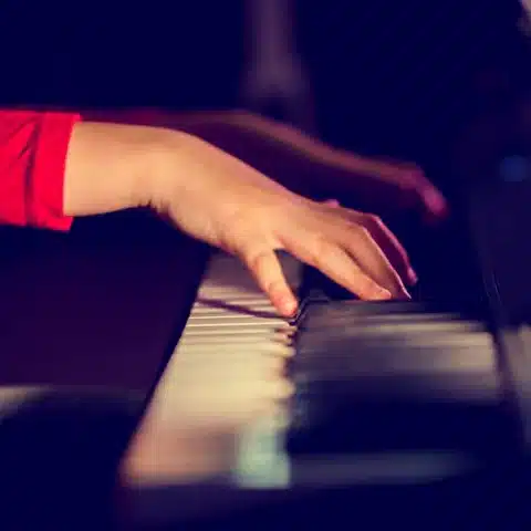 Piano_hands